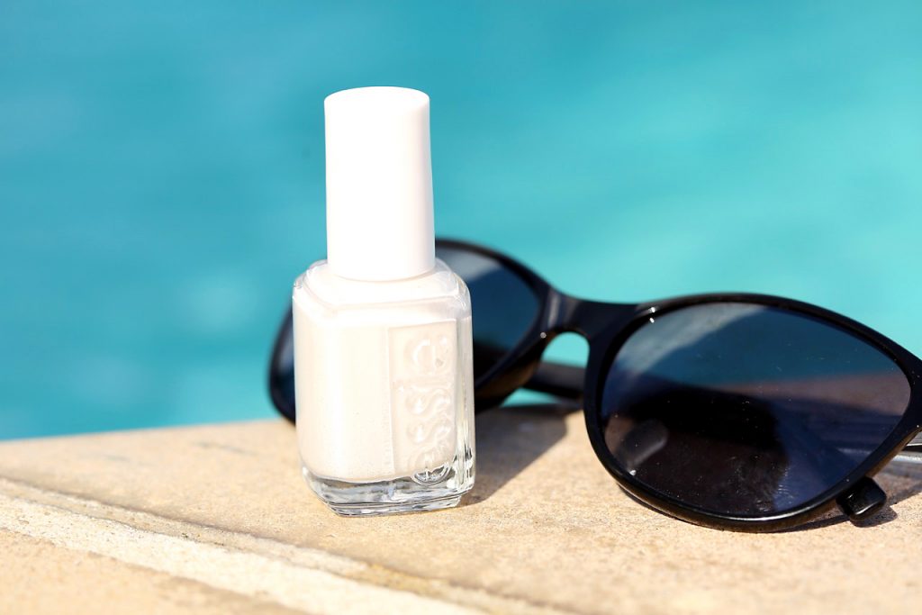 The 7 Best Coconut Products for Summer: Essie Coconut Cove