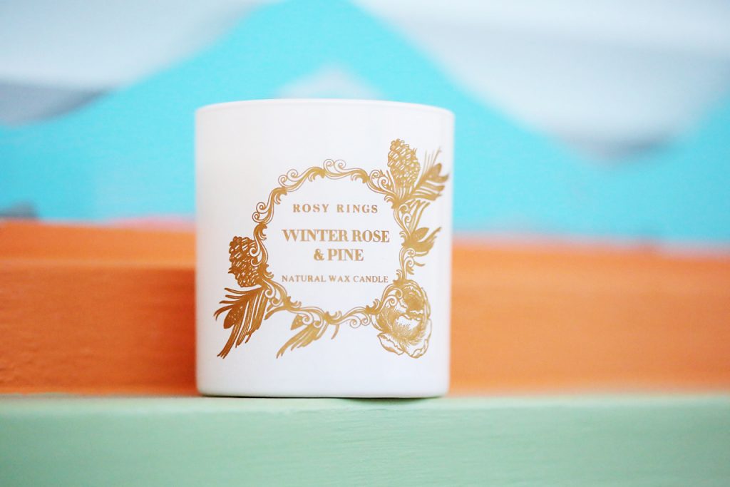 Hilary Kennedy Blog: // Rosy Rings Winter Rose & Pine candle